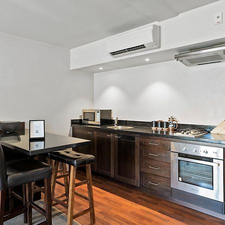 Lakeside Living - Modern 2-Bedroom Apartment 皇后镇 外观 照片